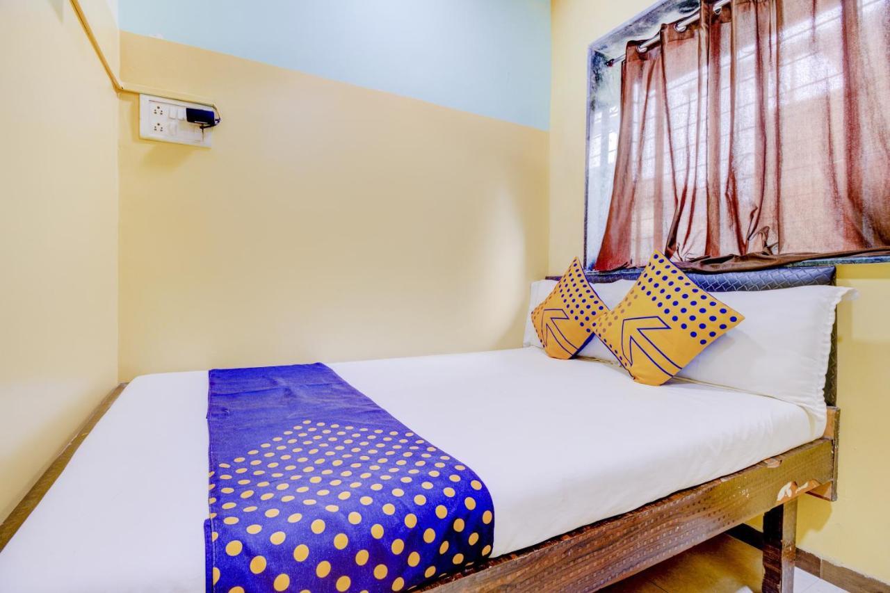 Oyo 70661 Hotel Al Makkah Managed By Hotel Paris Bombay Esterno foto